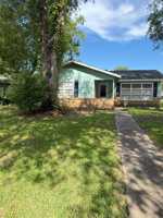 featured image of 2427 3rd Ave