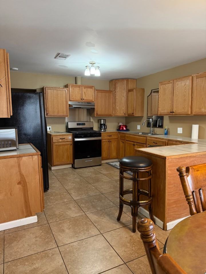 2427 3rd Ave - Photo 7 of 20