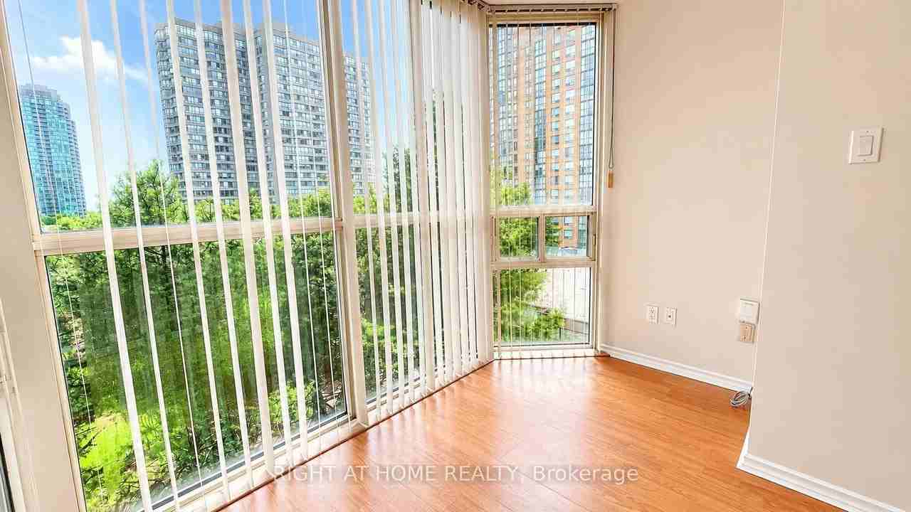 265 Enfield Place #511 - Photo 6 of 24