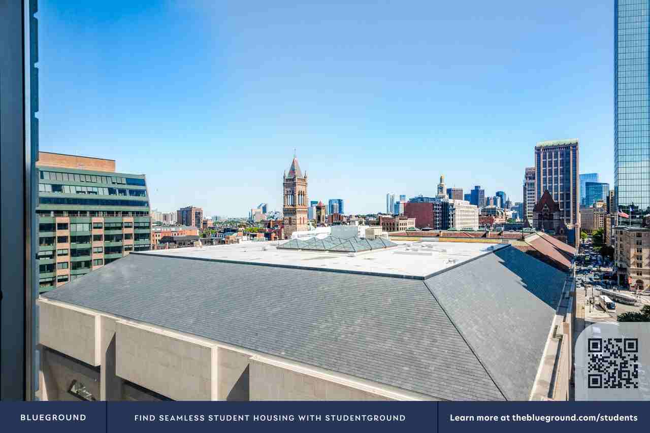 77 Exeter Street - Photo 6 of 20