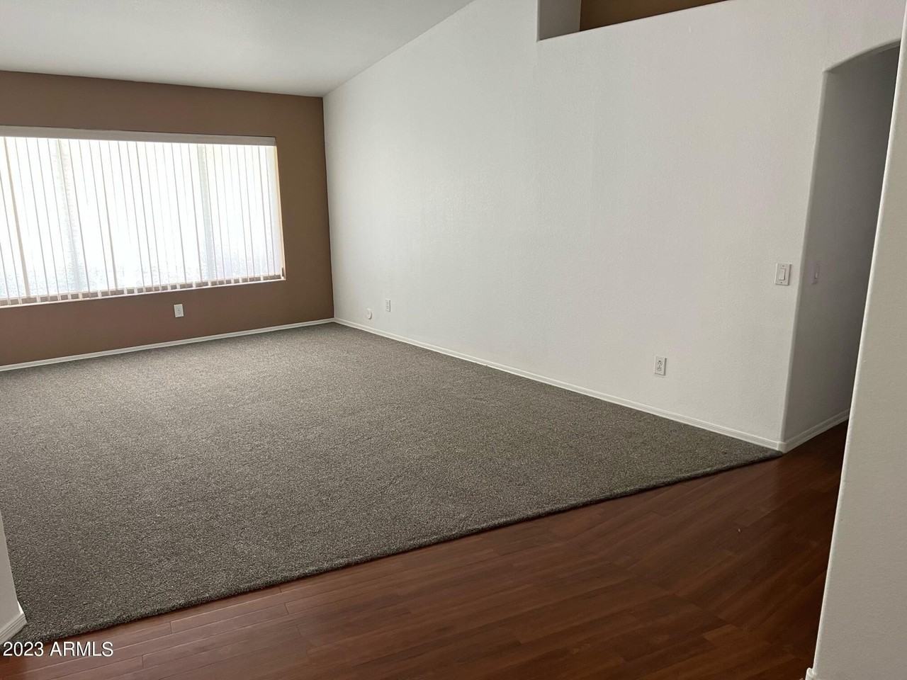8 W Marco Polo Rd - Photo 2 of 18