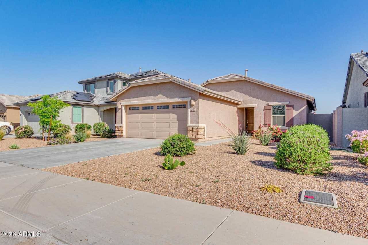 12450 W Myrtle Ct - Photo 3 of 29