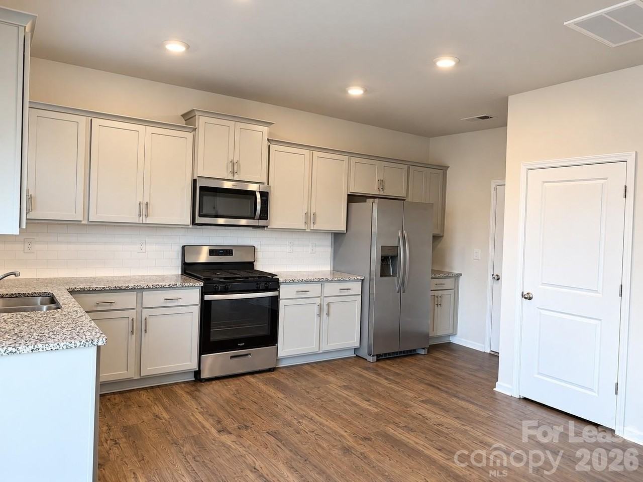 4119 Village Blvd Nw - Photo 3 of 19