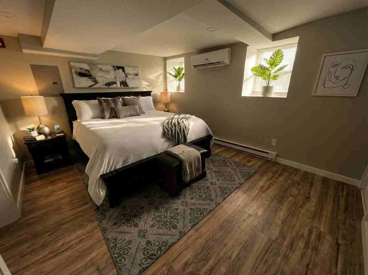 710 N Franklin St #1604272P - Photo 5 of 10
