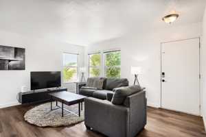 featured image of 3474 W Milan Ave