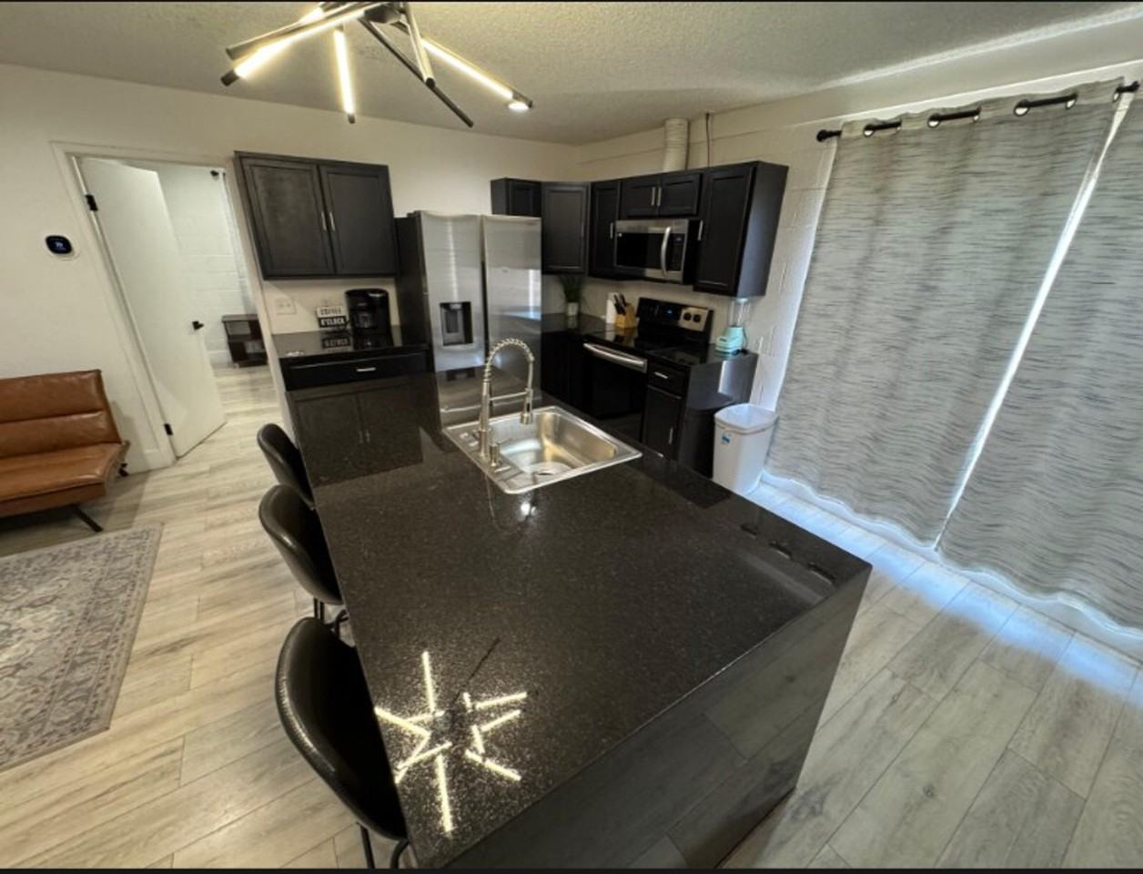 2928 Poplar Ave #1620943P - Photo 5 of 9