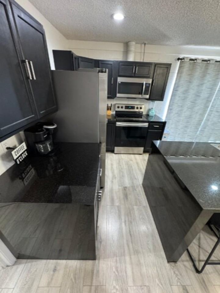 2928 Poplar Ave #1620943P - Photo 6 of 9
