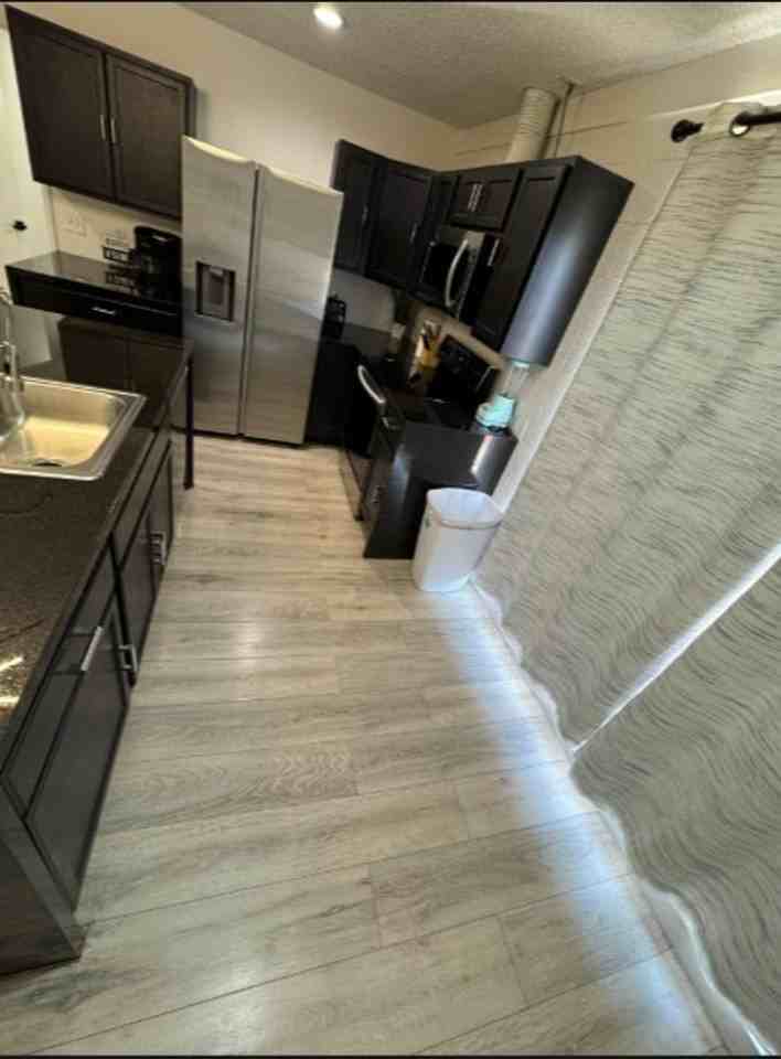 2928 Poplar Ave #1620943P - Photo 7 of 9