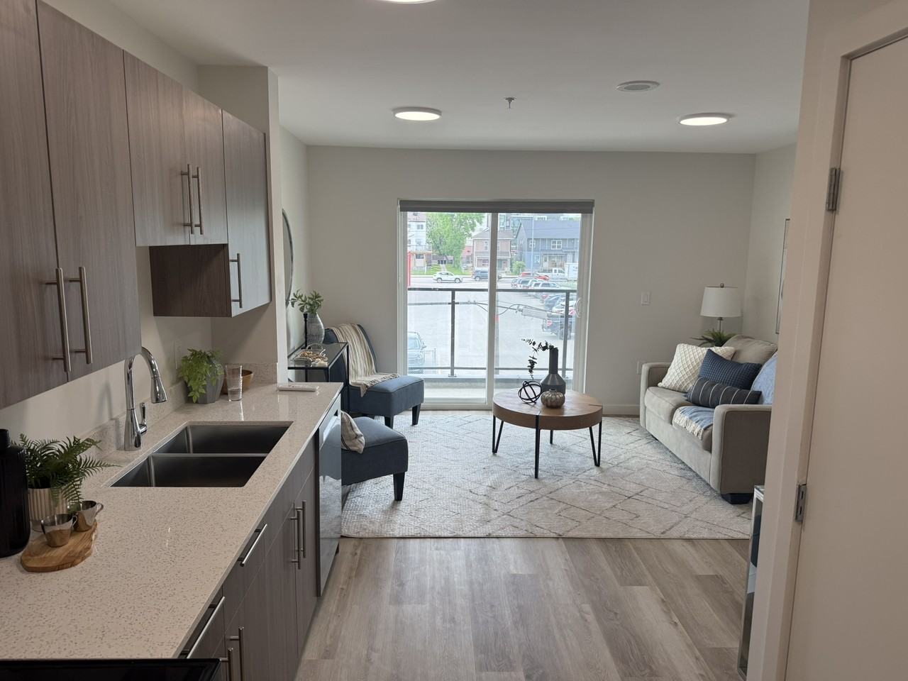 55 Harriet Street - Photo 2 of 15