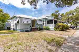 featured image of 302 S 17th St