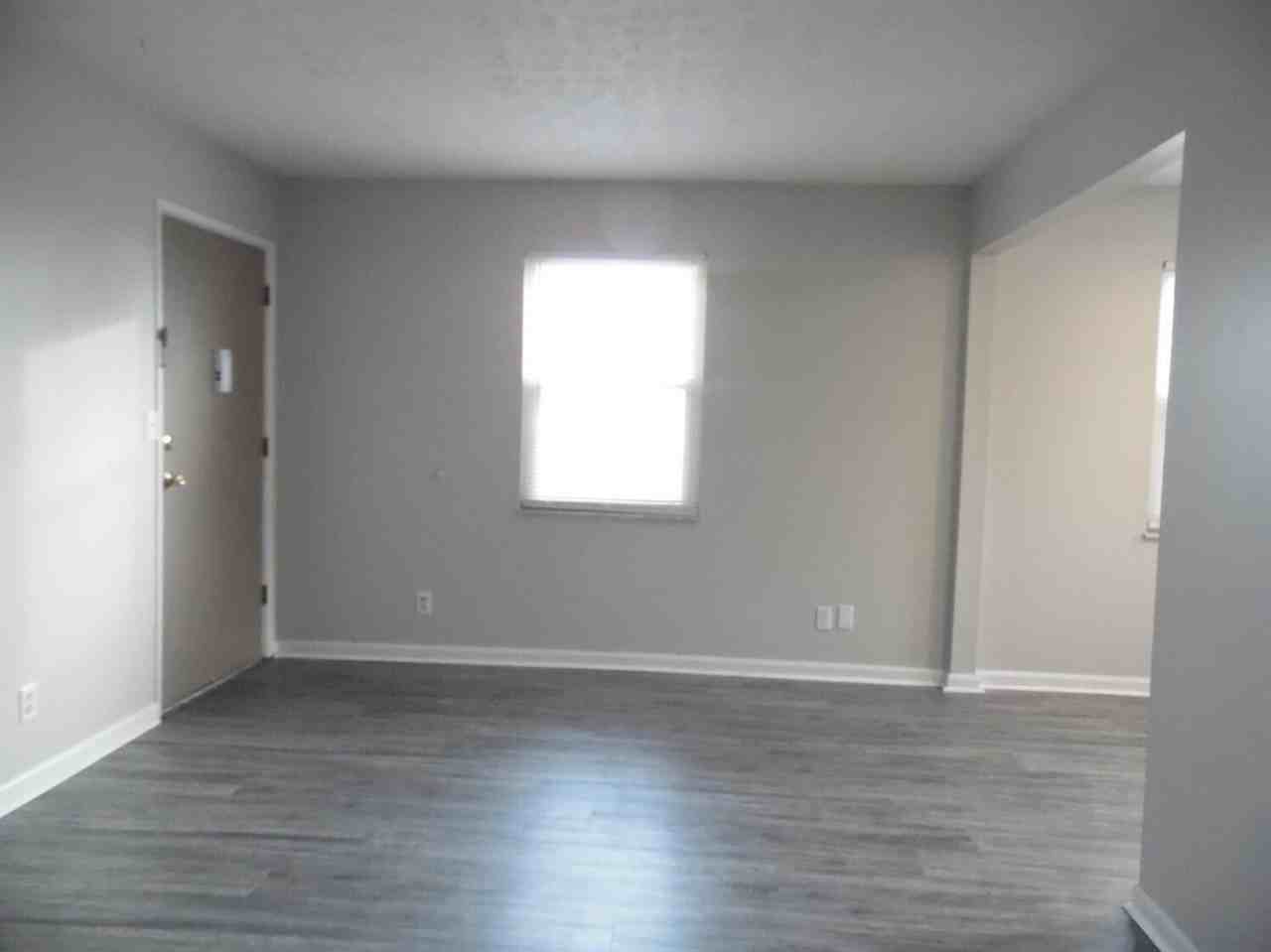 1511 Steadmantown Ln #1 - Photo 3 of 7