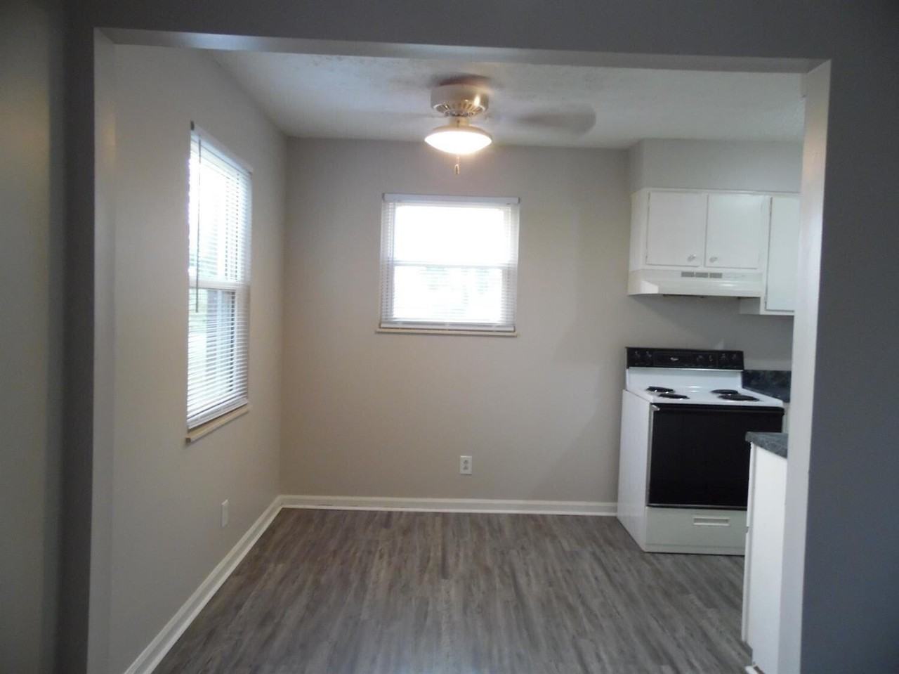 1511 Steadmantown Ln #1 - Photo 4 of 7