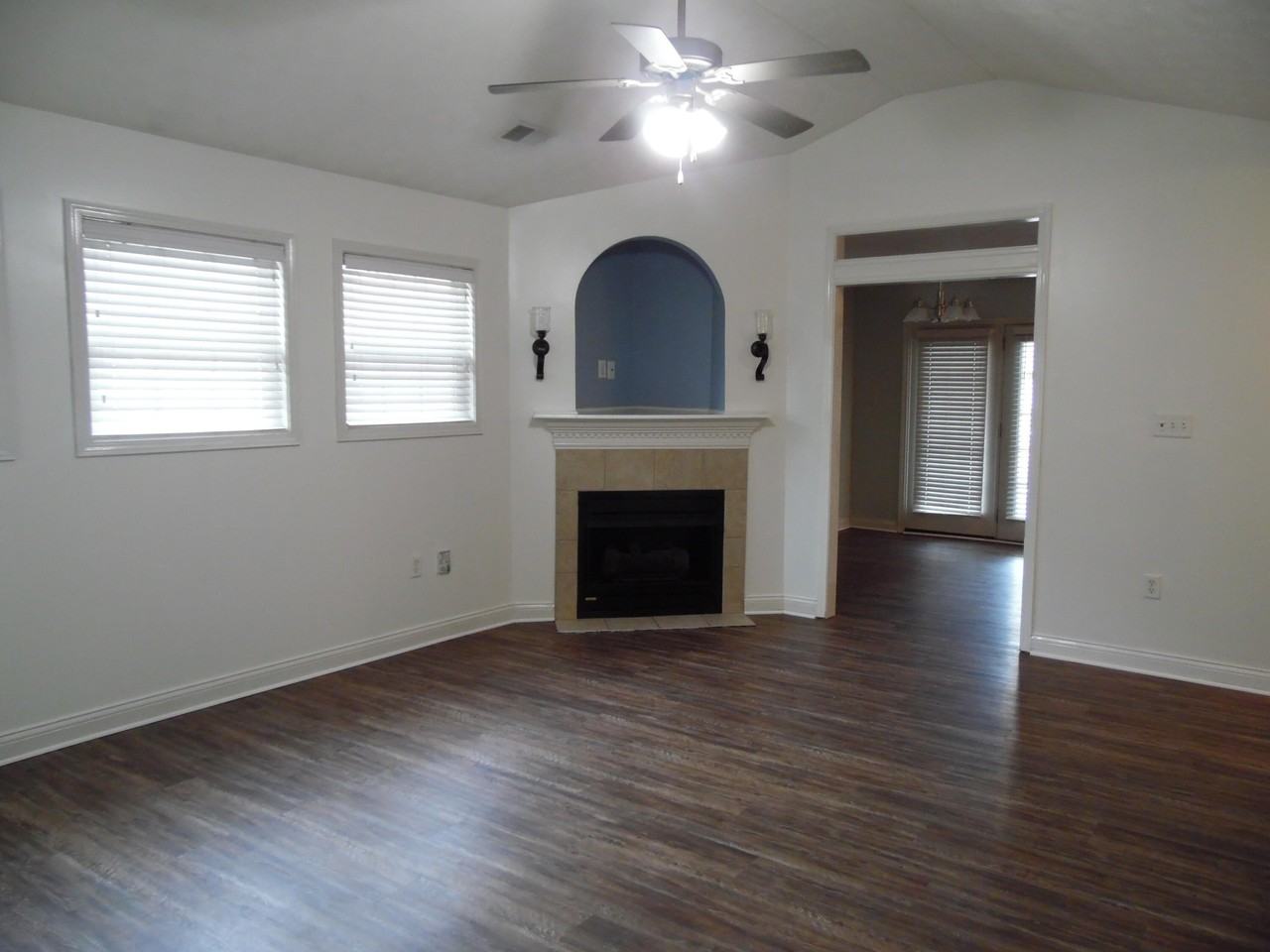 1064 Brick House Ln - Photo 4 of 16