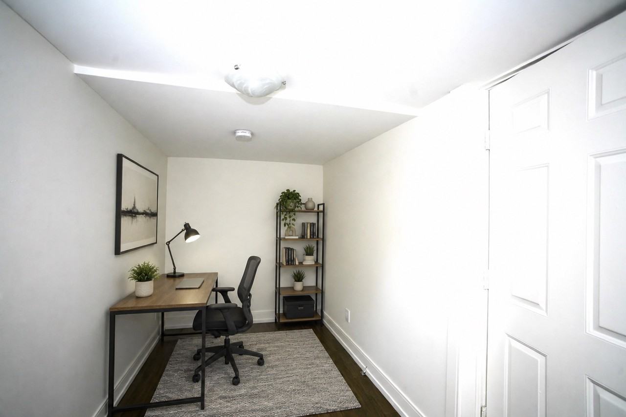 506 Manning Avenue - Photo 3 of 8