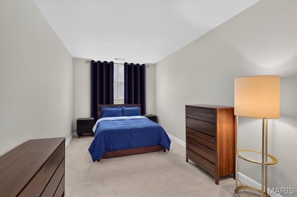 5630 Pershing Ave #16 - Photo 5 of 9