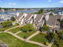 featured image of 580 Patten Ave #87