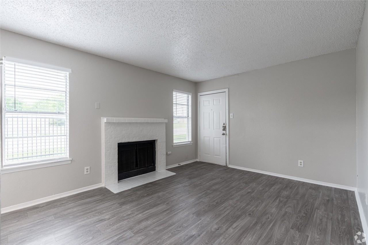3700 S Tyler St #00172 - Photo 7 of 15