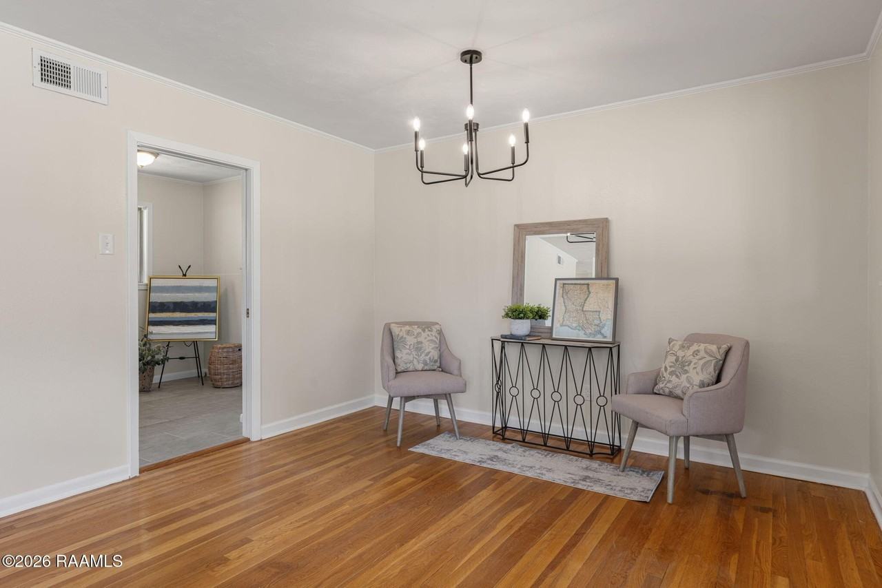 209 Karen Dr - Photo 7 of 23