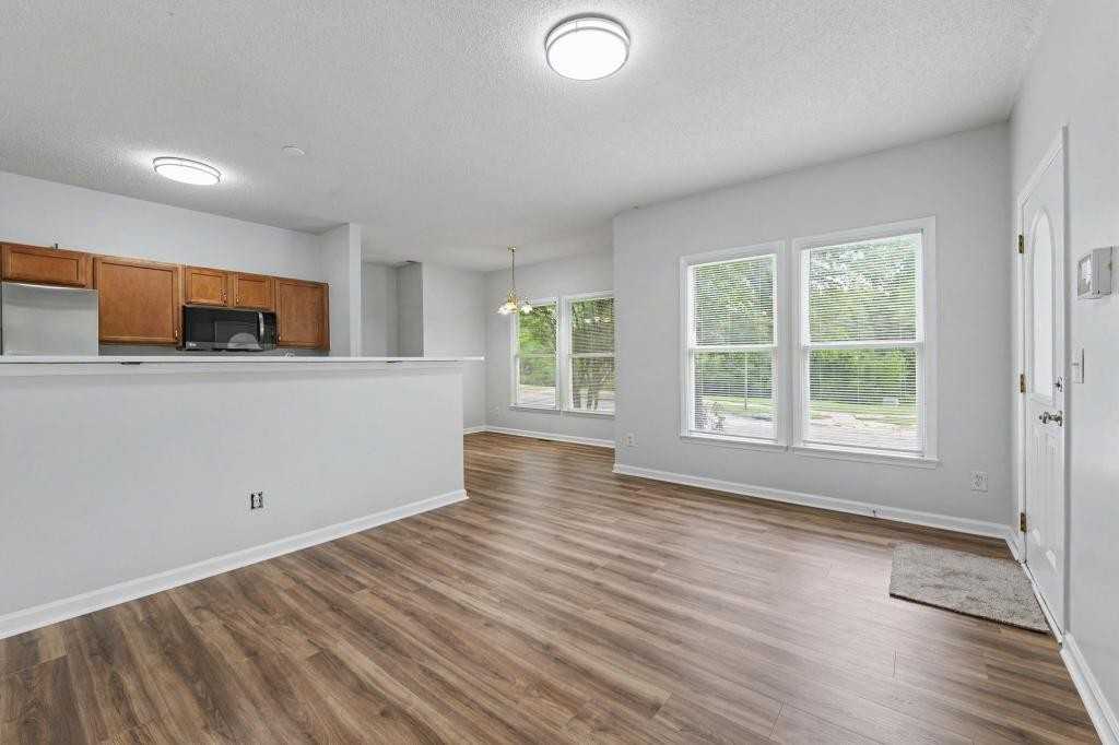 2211 Charles Harshaw Ave - Photo 3 of 25