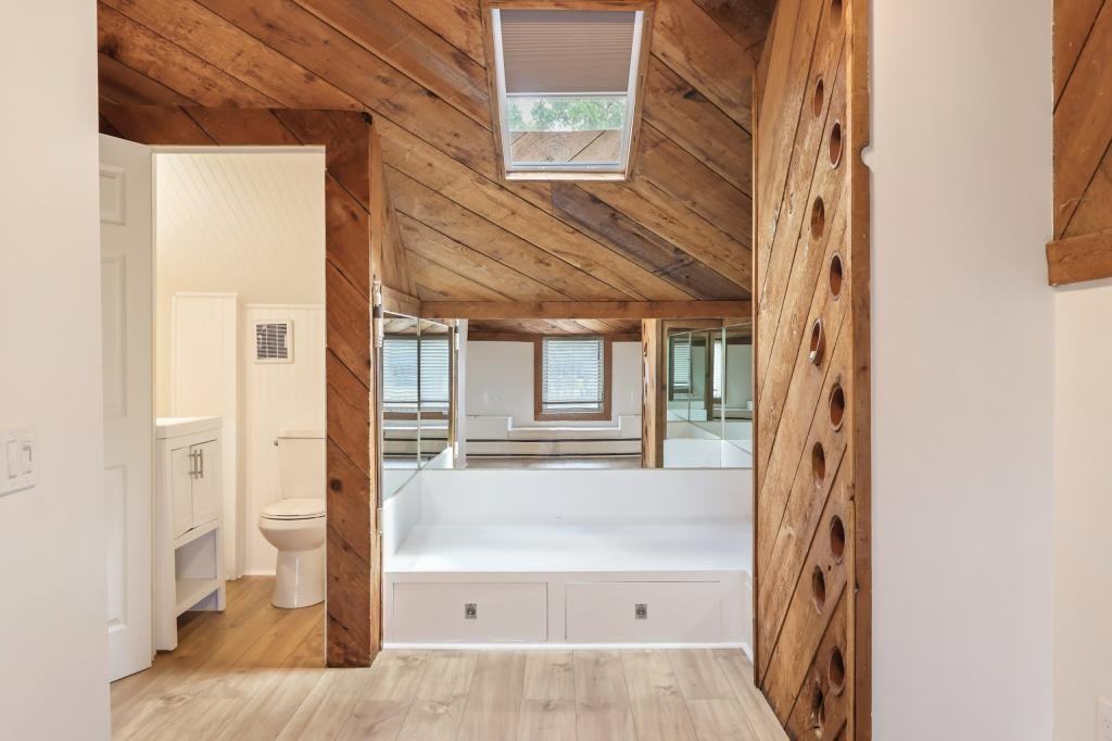 26324 Harper Ave - Photo 4 of 7