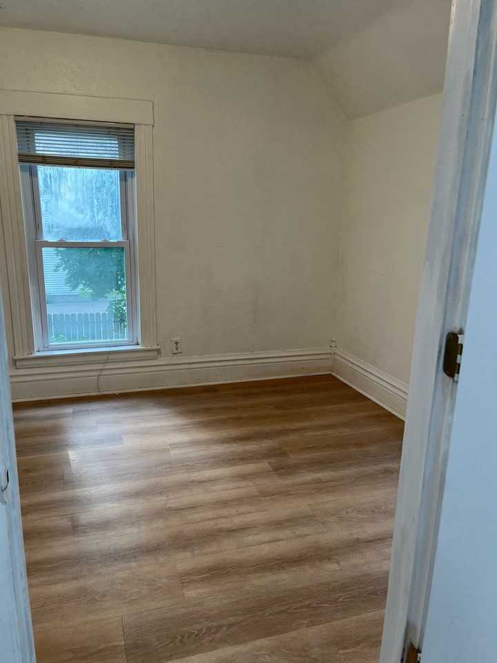 433 S Washington St #2 - Photo 2 of 8