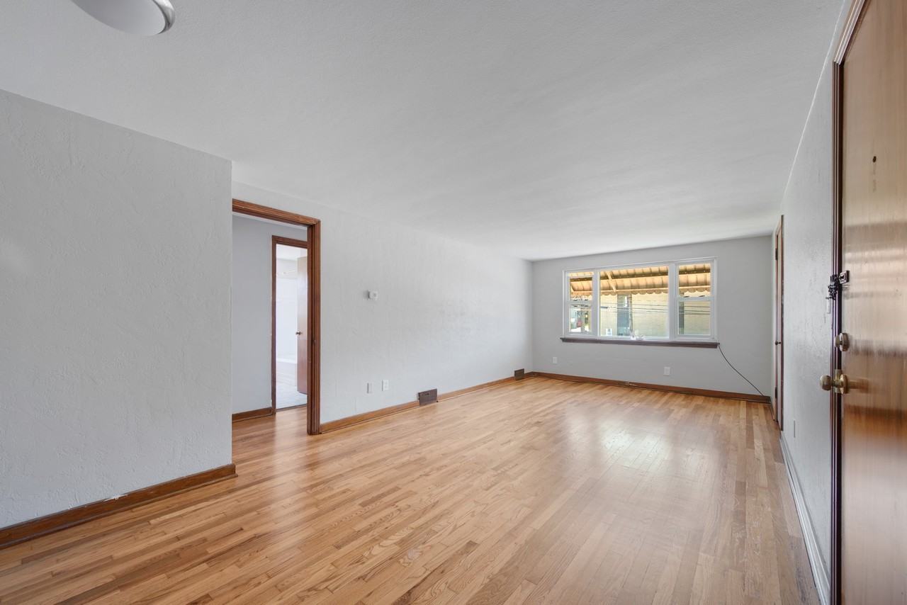 1437 Lincoln Way #D - Photo 6 of 19
