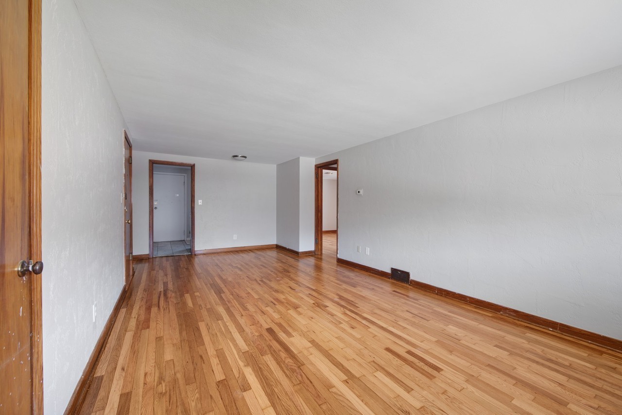 1437 Lincoln Way #D - Photo 7 of 19