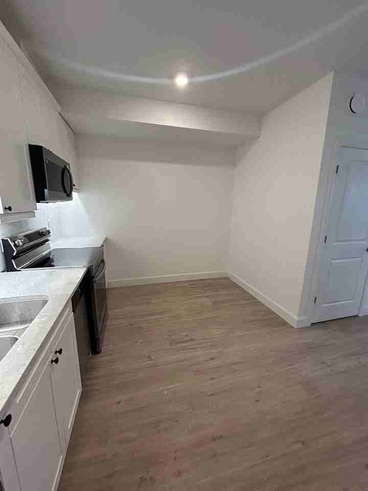 59 Leahys Lane #6 - Photo 2 of 9
