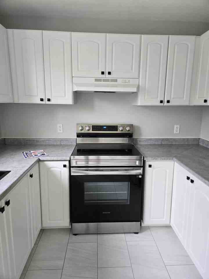 701 Trailview Drive - Photo 2 of 17