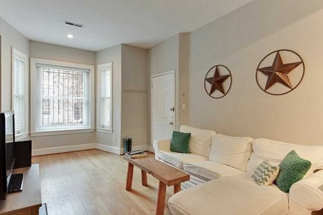 1725 Willard St Nw #1 - Photo 3 of 14
