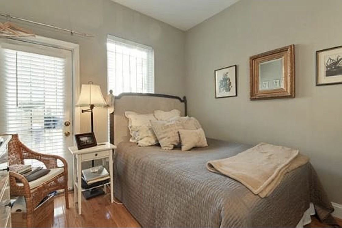 1725 Willard St Nw #1 - Photo 7 of 14