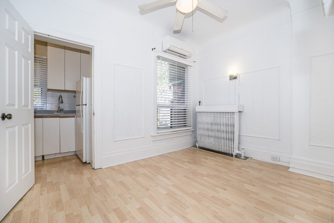 370 Brunswick Avenue #B - Photo 6 of 10