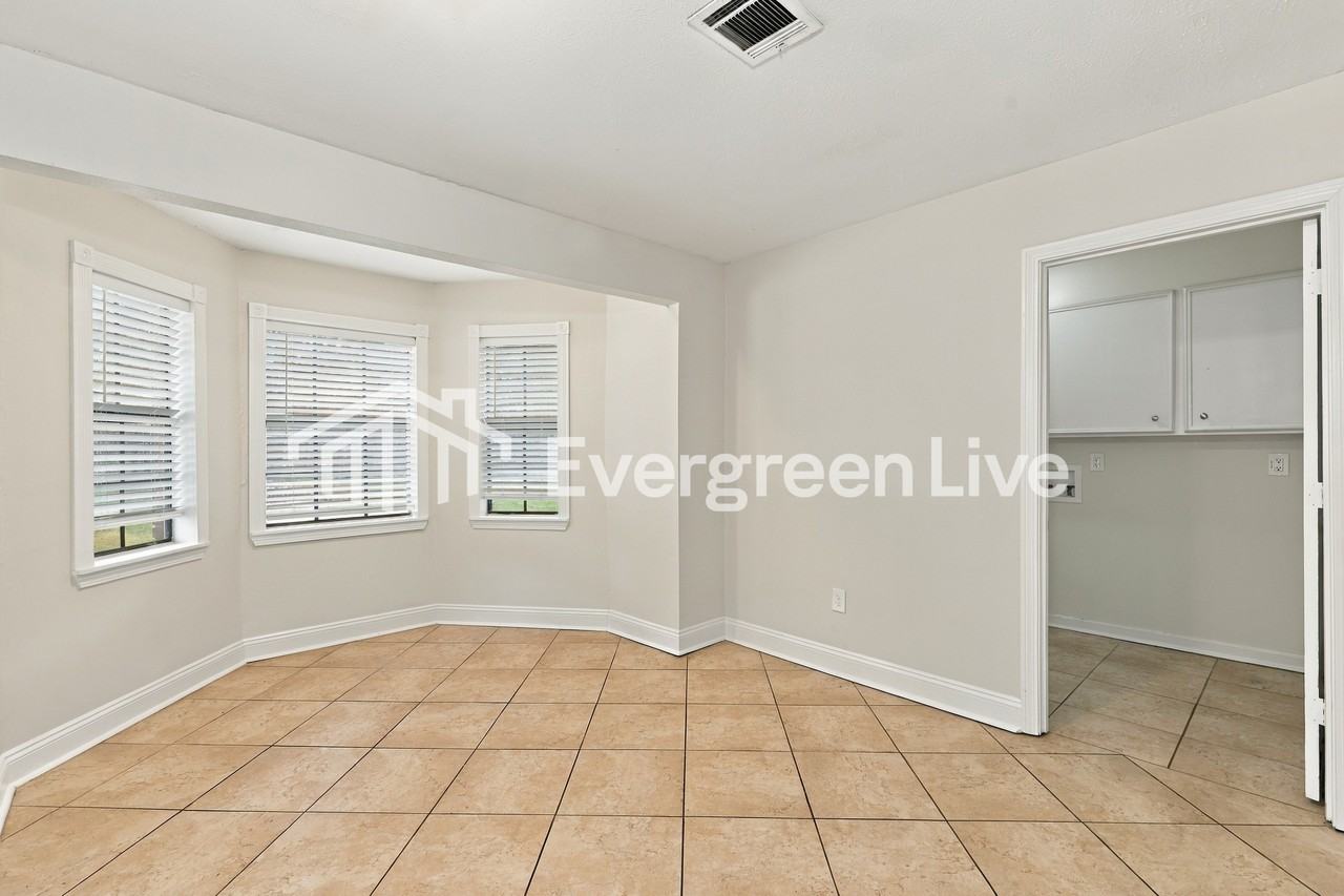 316 Pear Orchard Pl - Photo 3 of 15