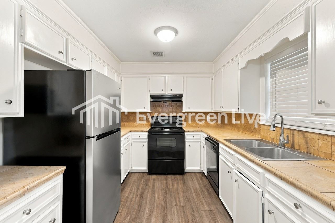 316 Pear Orchard Pl - Photo 4 of 15
