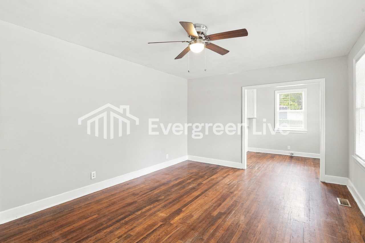 1505 Granby Rd - Photo 2 of 15