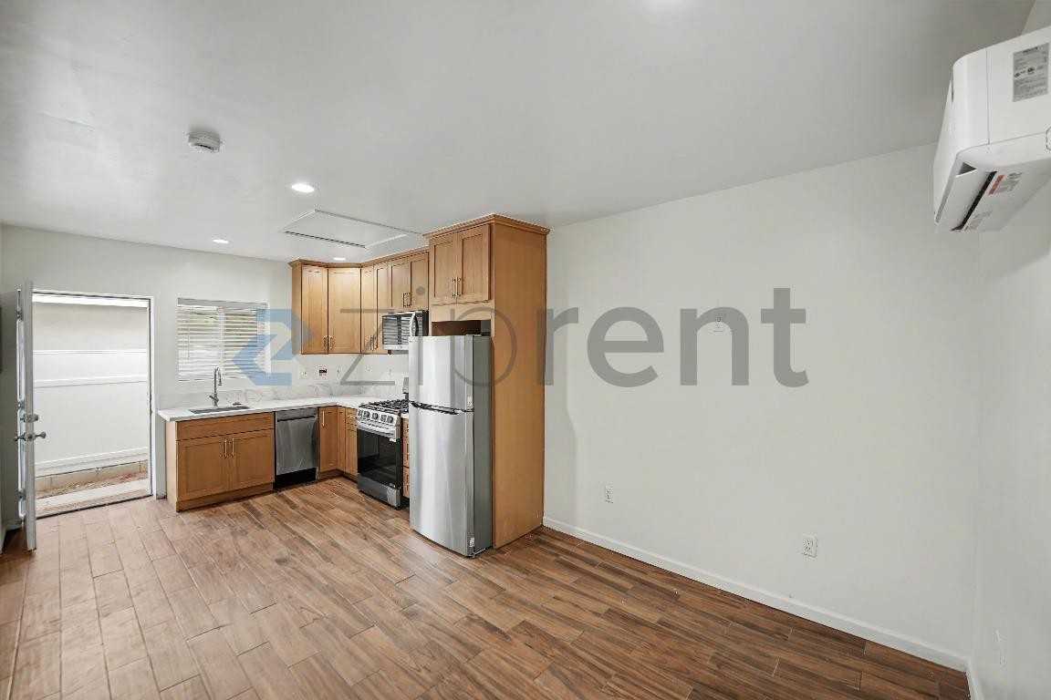 16023 Ocean Ave #A - Photo 5 of 11