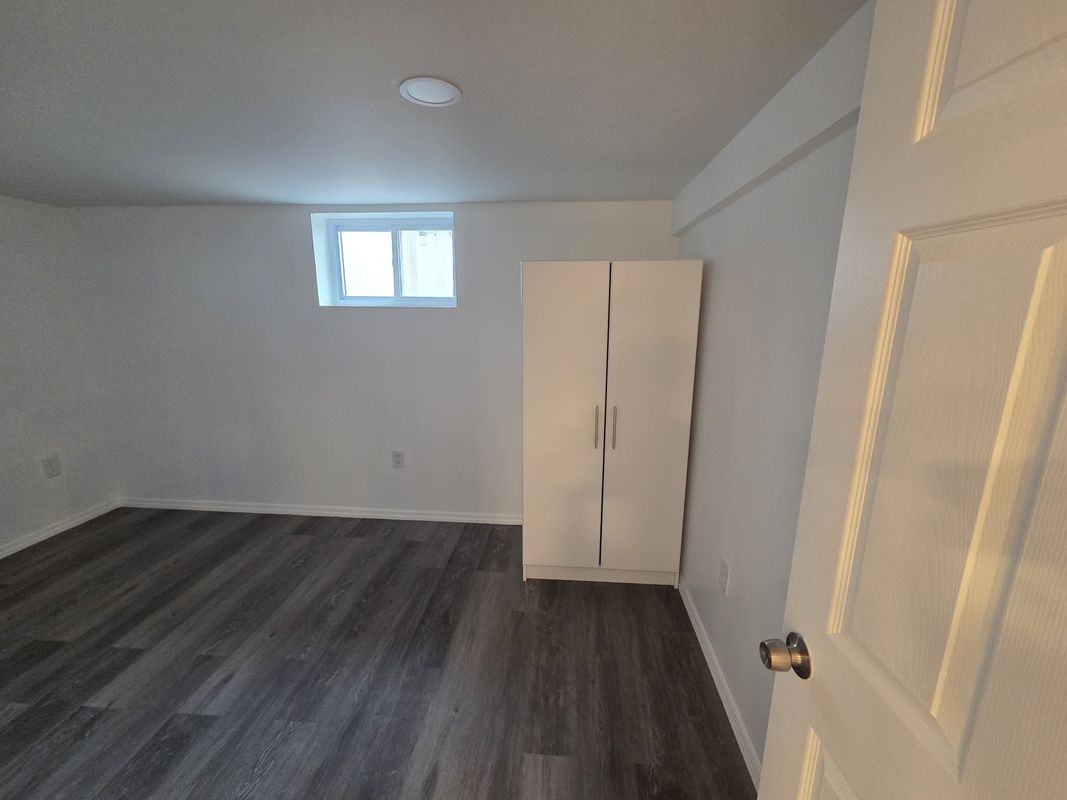 14 Renown St ##A - Photo 7 of 20