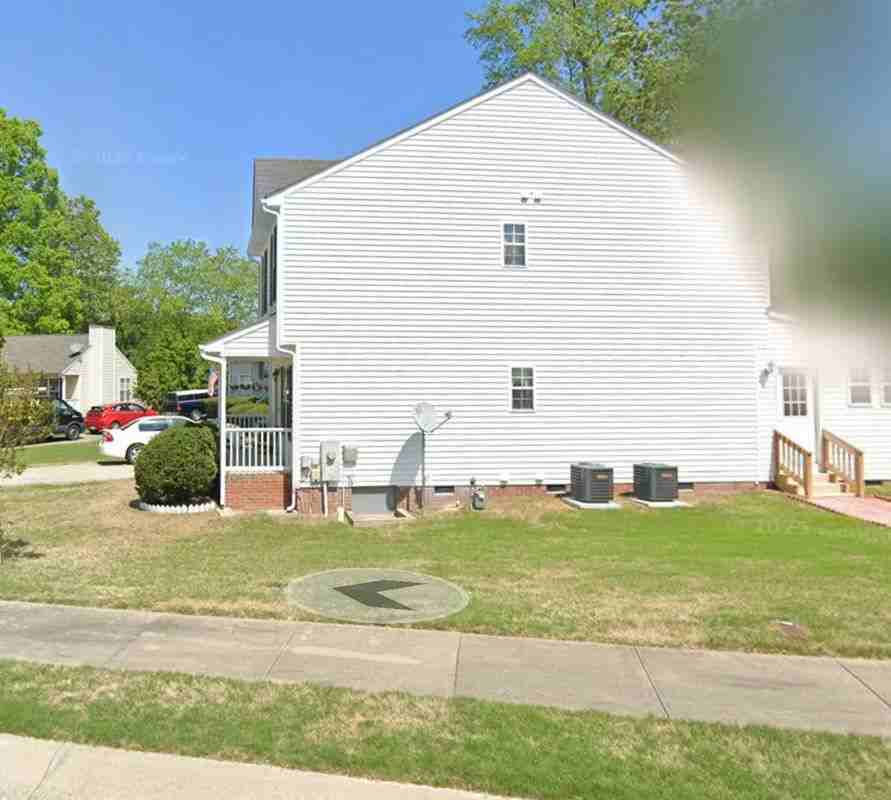 725 Kavkaz St - Photo 3 of 3