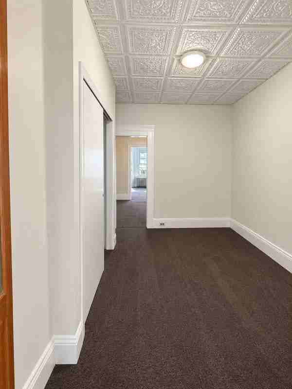 6127 Palmetto St - Photo 7 of 10