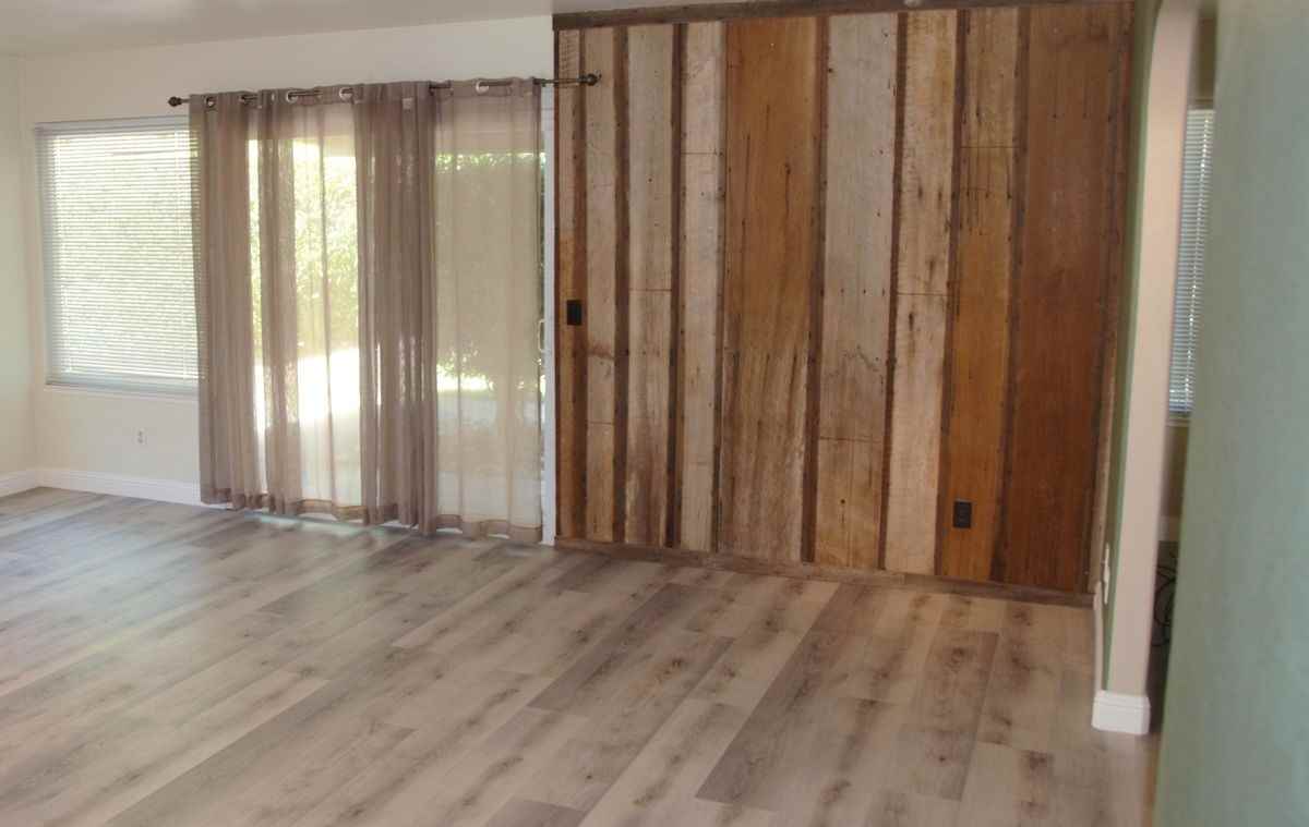 1706 Newburgh Ct - Photo 2 of 3