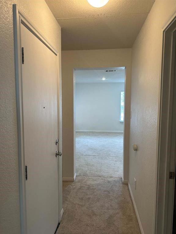 18312 Crestwind Ln - Photo 2 of 13
