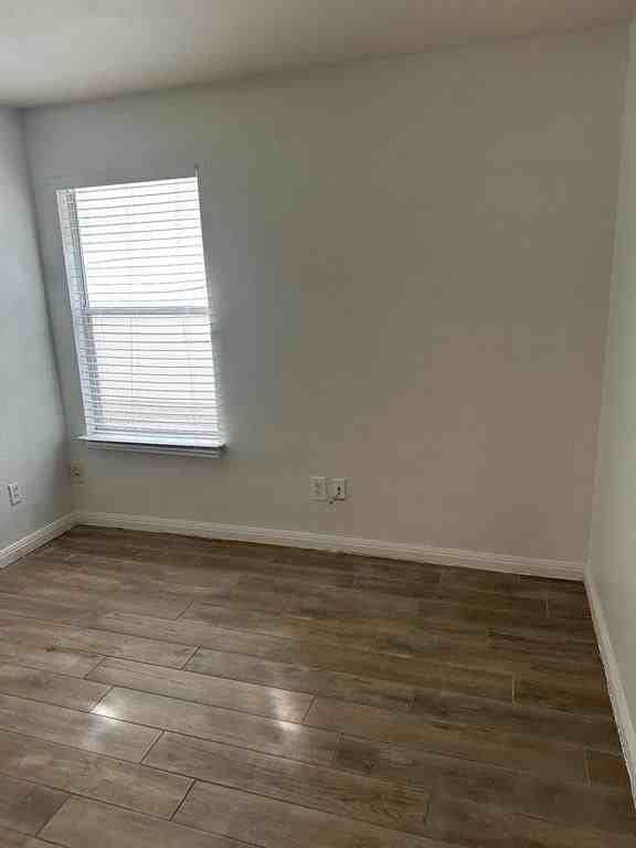 18312 Crestwind Ln - Photo 5 of 13