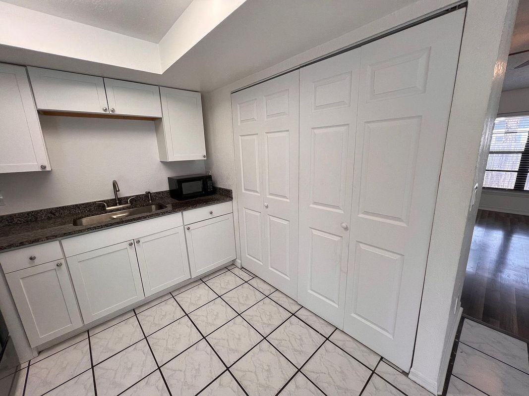2773 Cypress Dr ##A - Photo 3 of 16