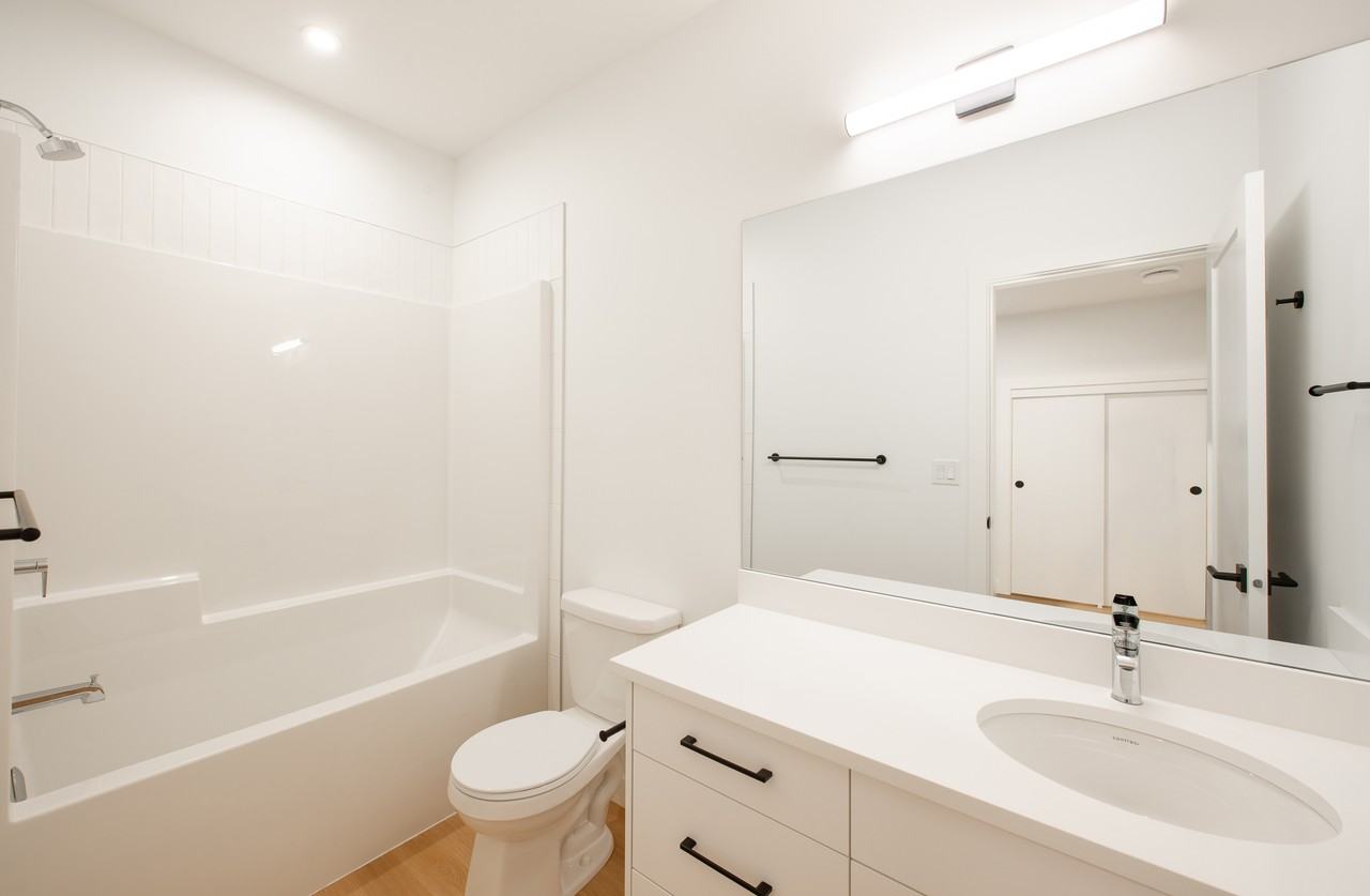 Cloud Suites at Grovenor - Photo 2 of 4