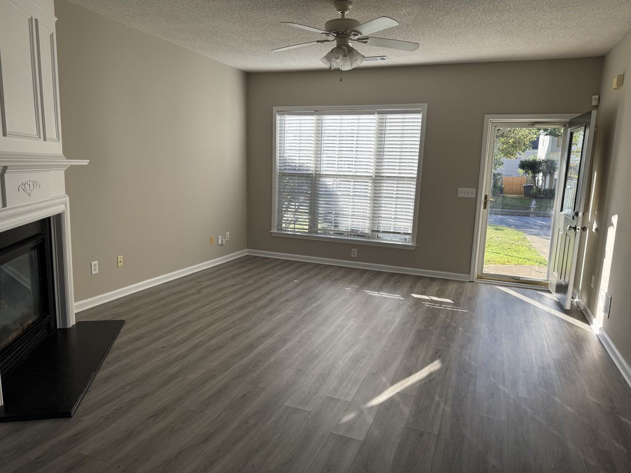 1725 Taynton Cir Nw #NA - Photo 3 of 17
