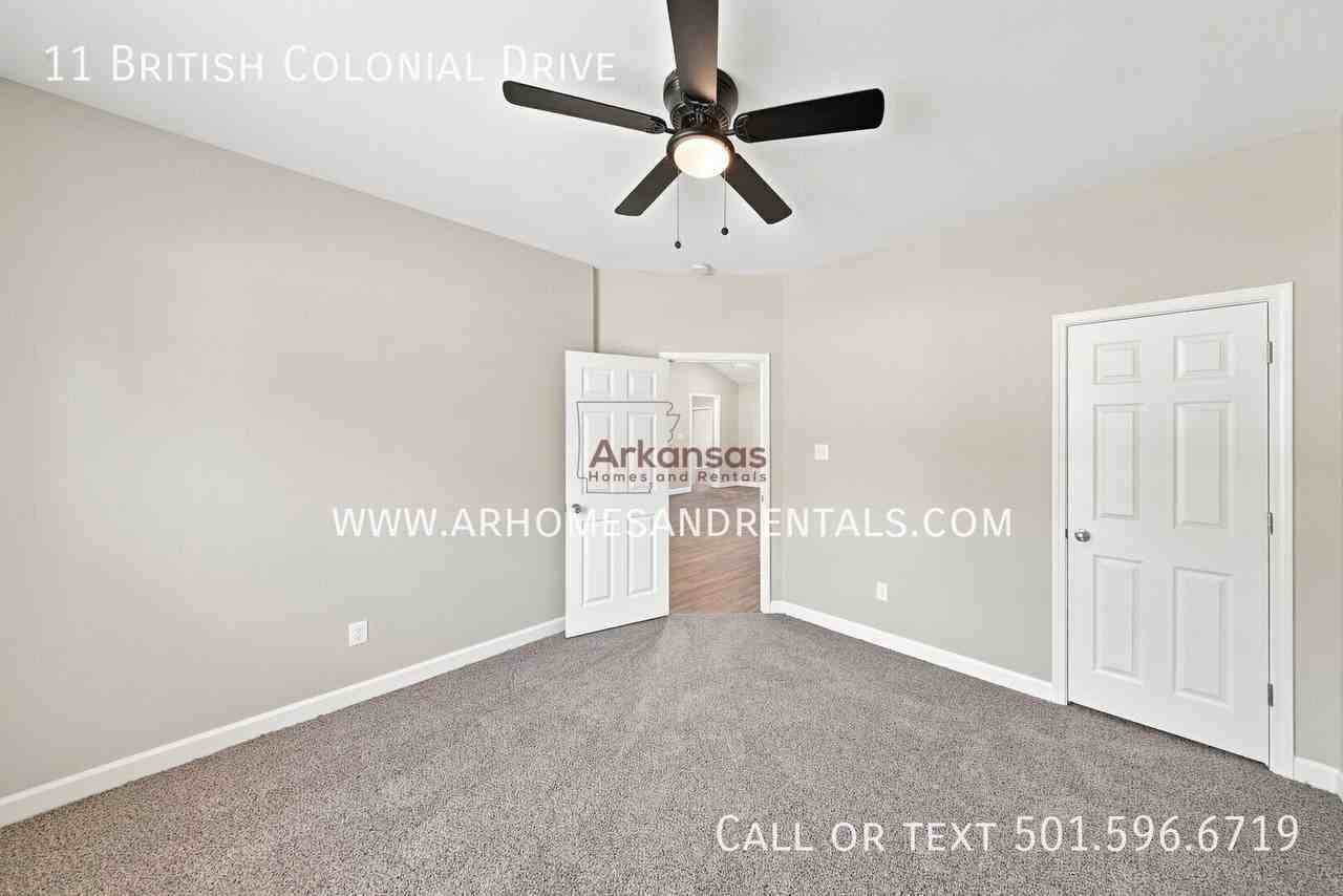 11 British Colonial Dr - Photo 7 of 19