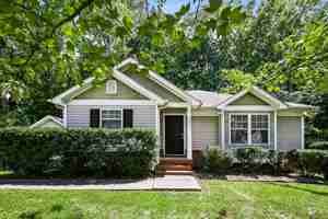 featured image of 3836 Bullard St