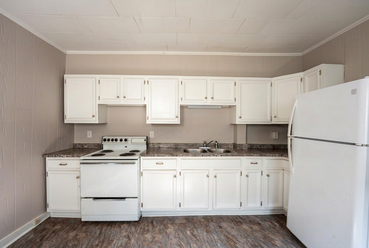 22 Green St #22-1 - Photo 2 of 11