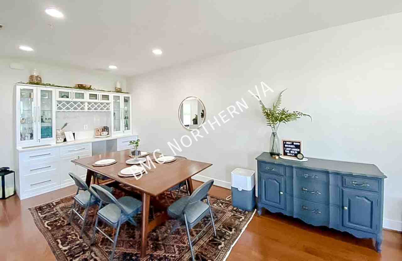 738 Annie Rose Ave - Photo 5 of 39