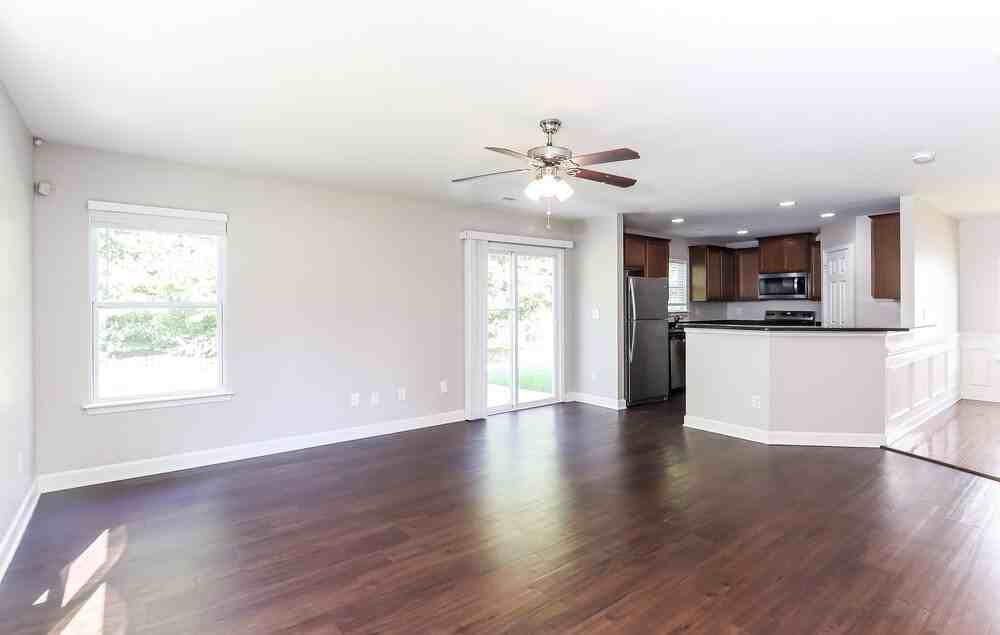 11703 Sweetbriar Ridge Dr - Photo 5 of 16